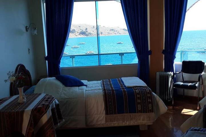 Room 10 of 21