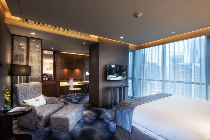 Room 4 of 101