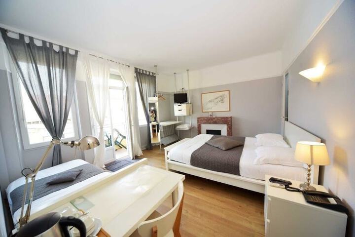 Room 26 of 62