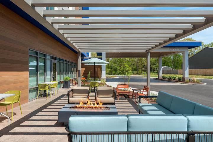 Terrace/Patio 36 of 37