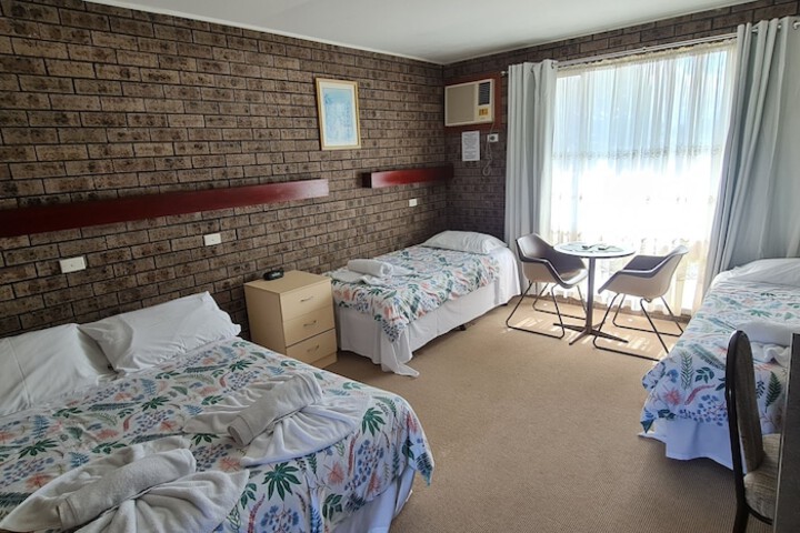 Room 19 of 52