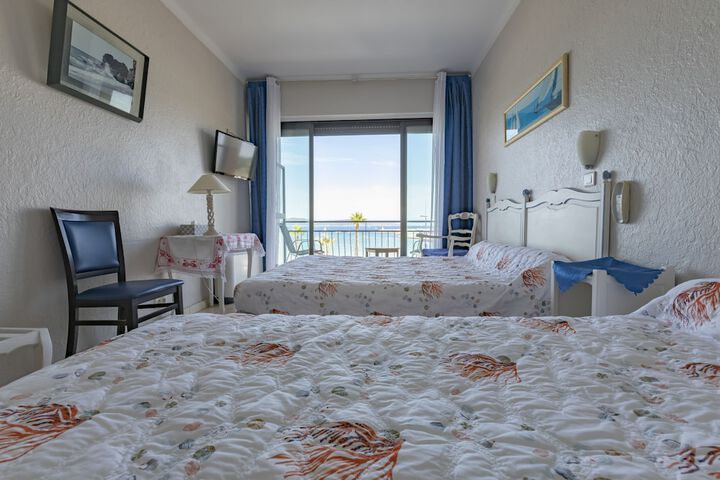 Room 15 of 46
