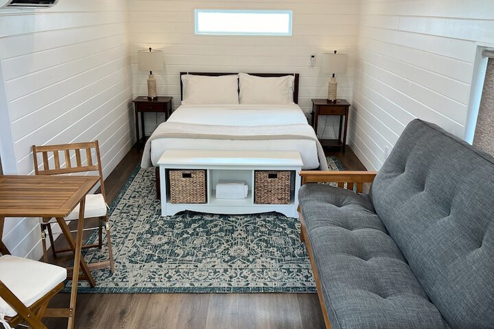 Room 33 of 56