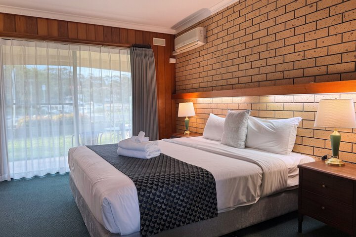 Room 10 of 78