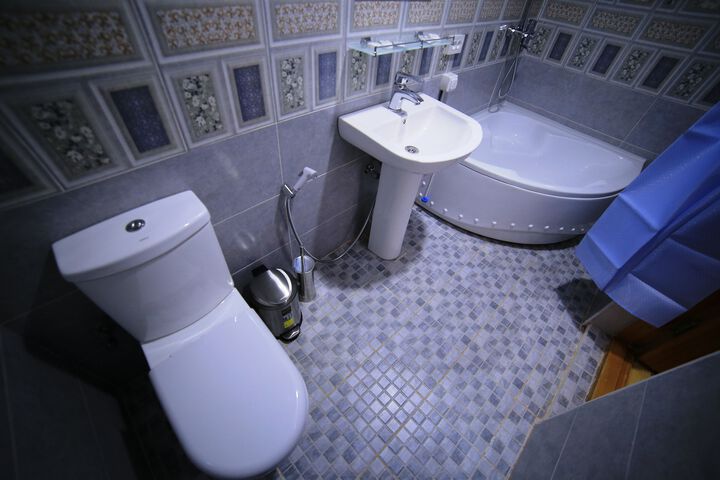 Room 3 of 15