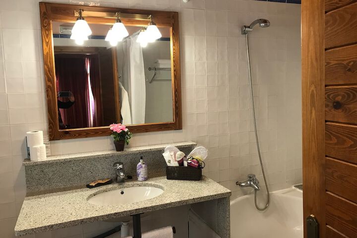 Room 92 of 110
