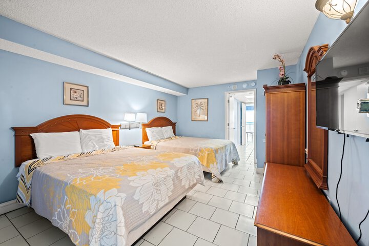 Room 4 of 79