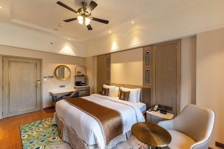 Room 36 of 159