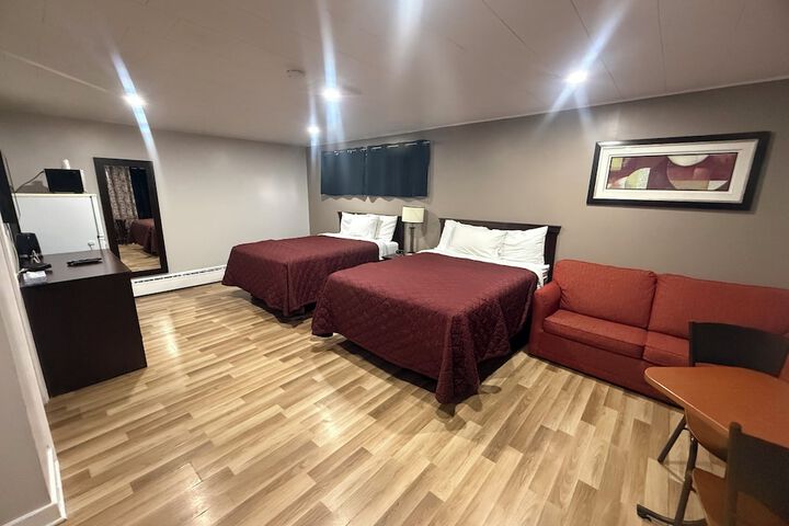 Room 8 of 27