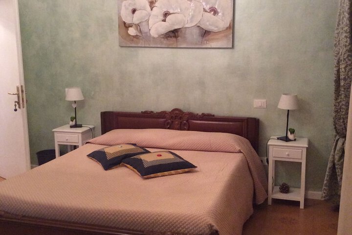 Room 11 of 20