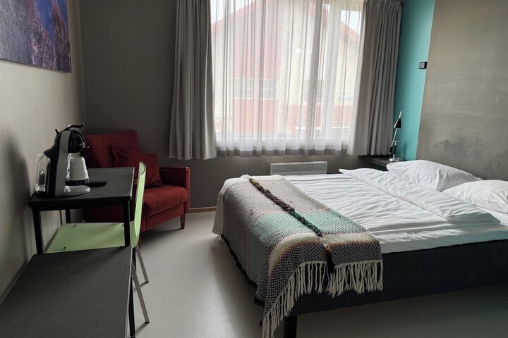 Room 18 of 34