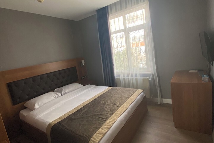 Room 14 of 59