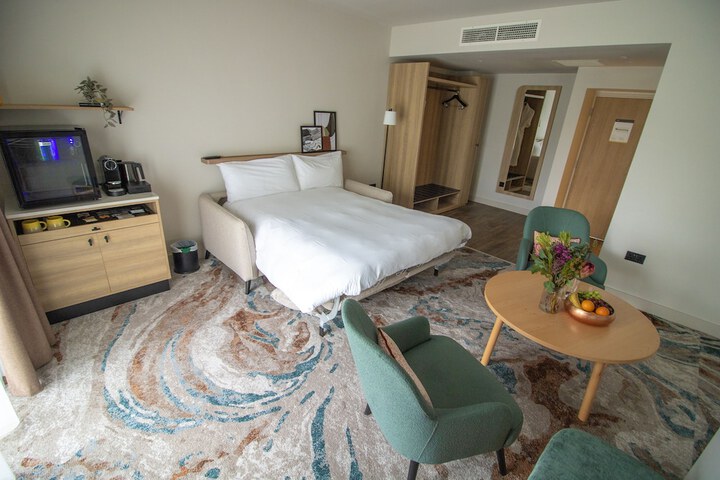Room 31 of 85