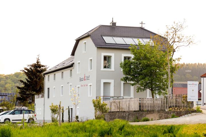 Haus &  Hof in Perl