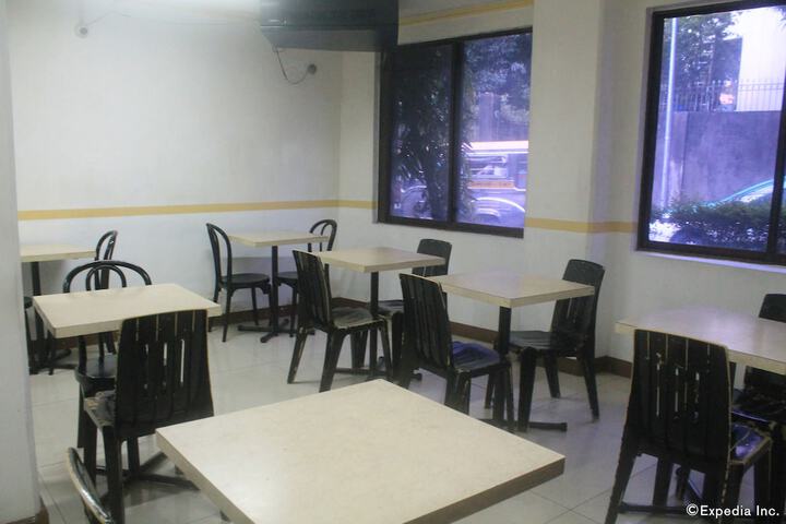 Dining Photos