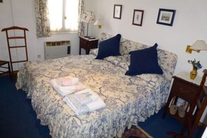Room 14 of 46