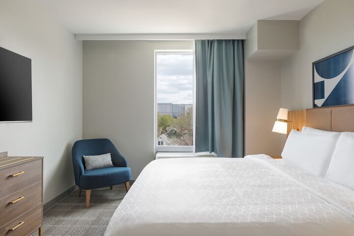 1 King Bed Studio Suite (21 of 31)