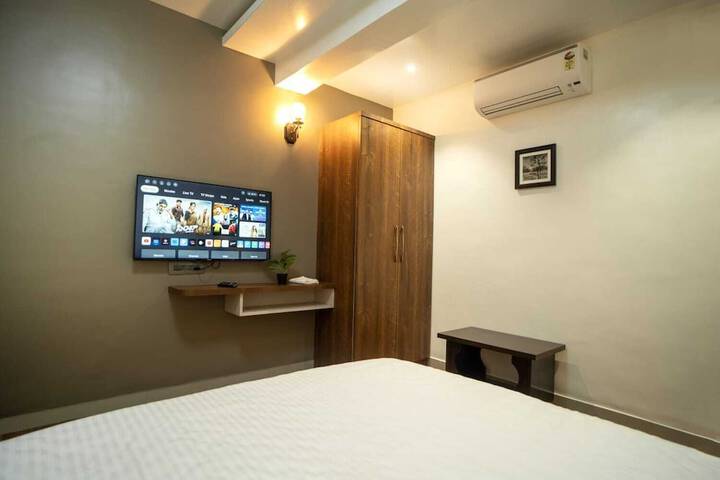 Room 8 of 29