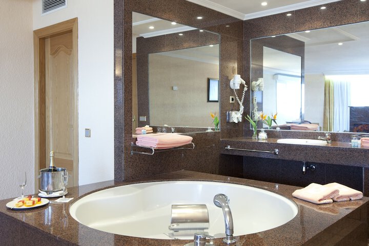 Bath Photo