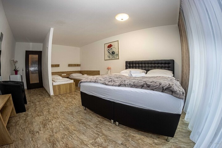 Room 28 of 55
