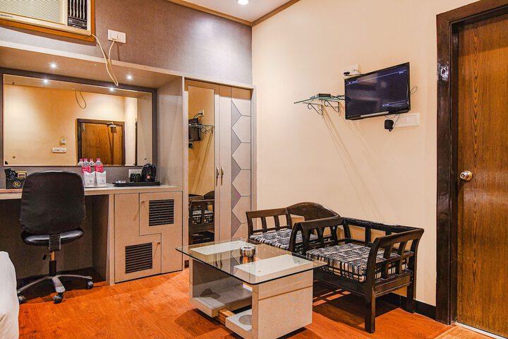 Room 27 of 41