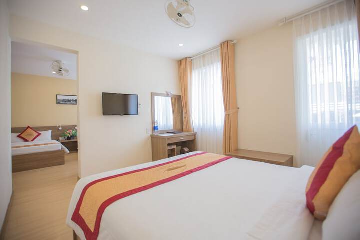 Room 25 of 72