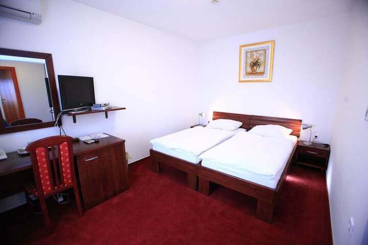 Room 2 of 14