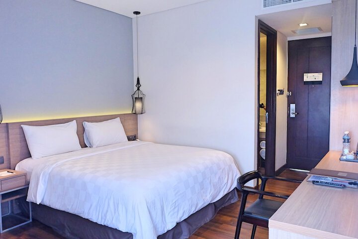 Room 4 of 43