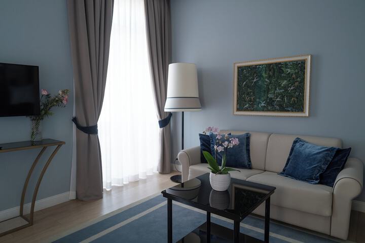 Room 36 of 62