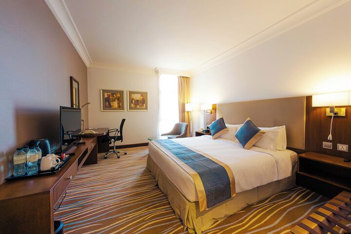 Room 40 of 70