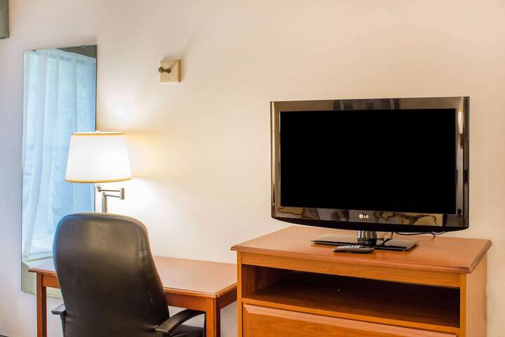 Room 11 of 65