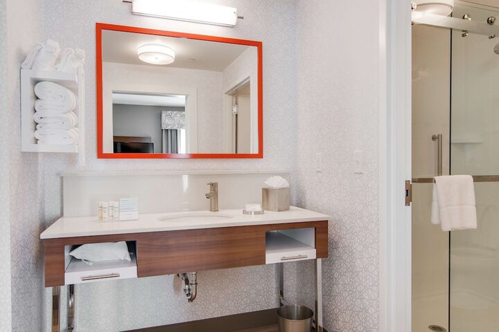 Bathroom shower