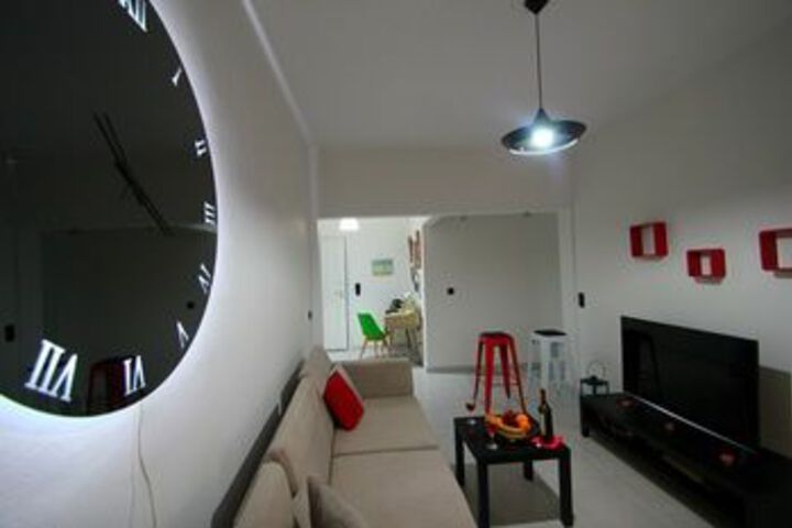 Room 11 of 14