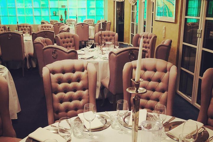 Dining 40 of 68