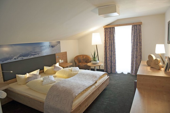Room 20 of 27