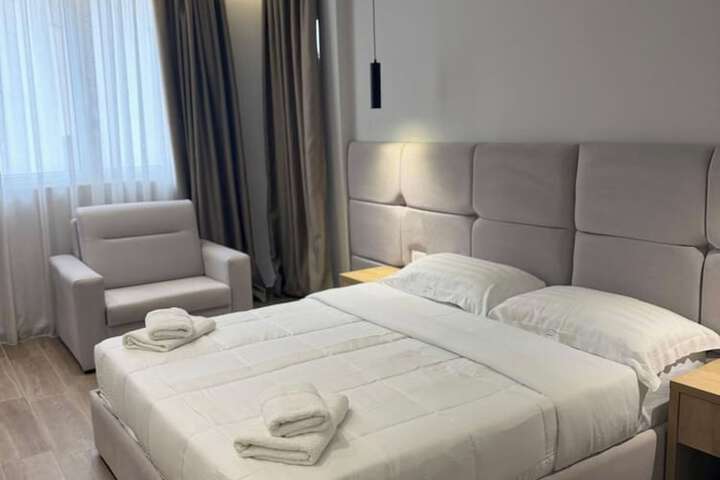 Room 31 of 65