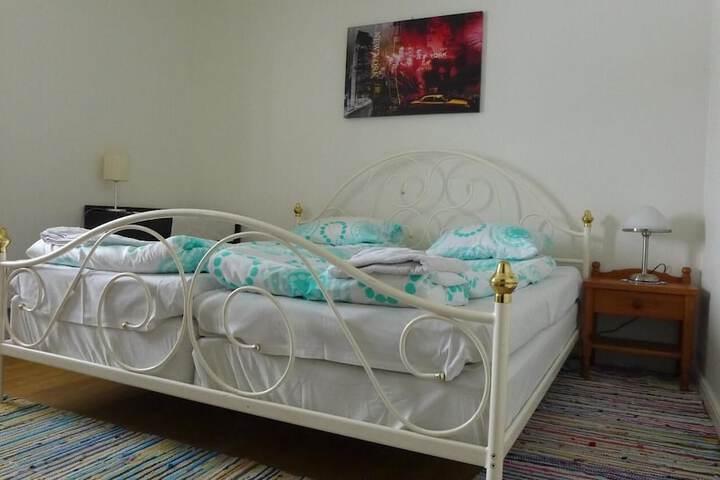 Room 5 of 50