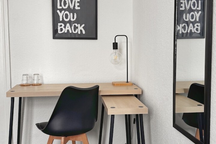 Room 26 of 37