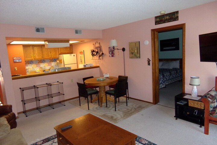 Room 12 of 36