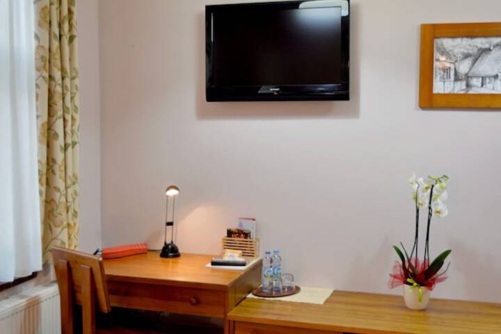 Room 46 of 91