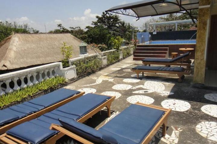 Semawang Beach Hotel