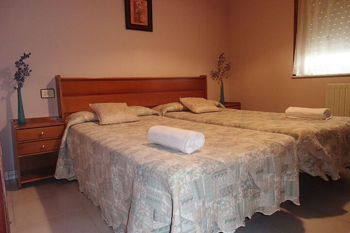 Room 8 of 19