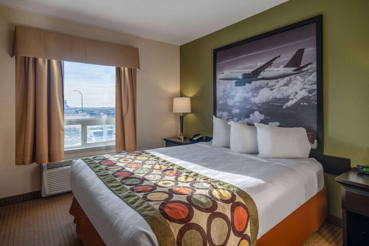 Room 30 of 72