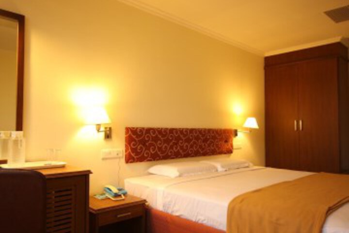 FabHotel T Nagar Sarojini Street