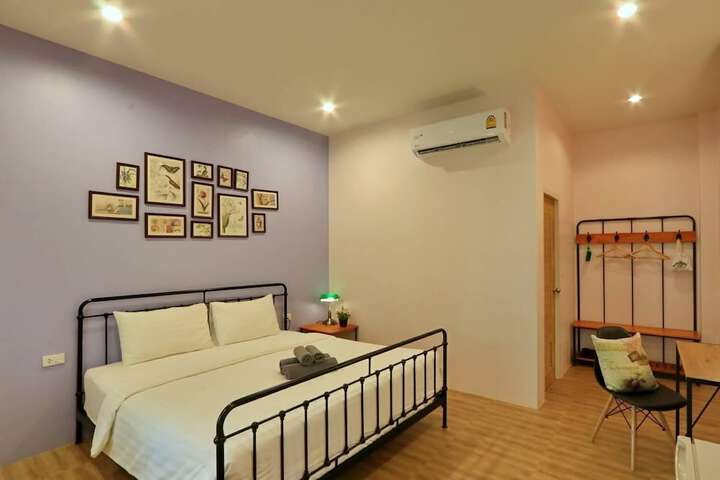 Room 12 of 53