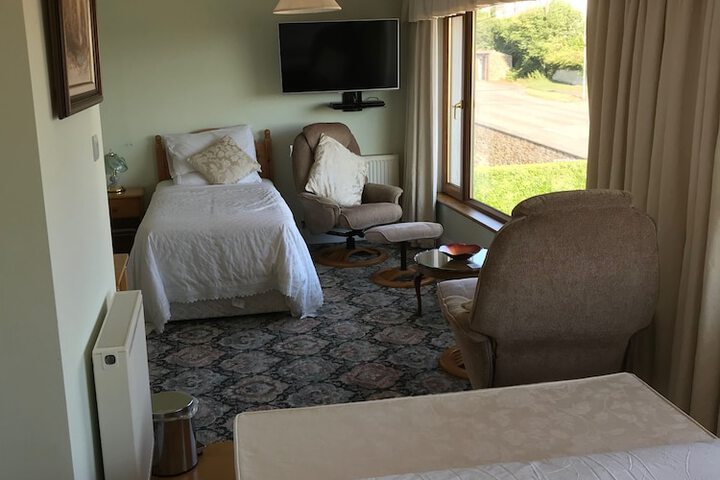 Room 14 of 114