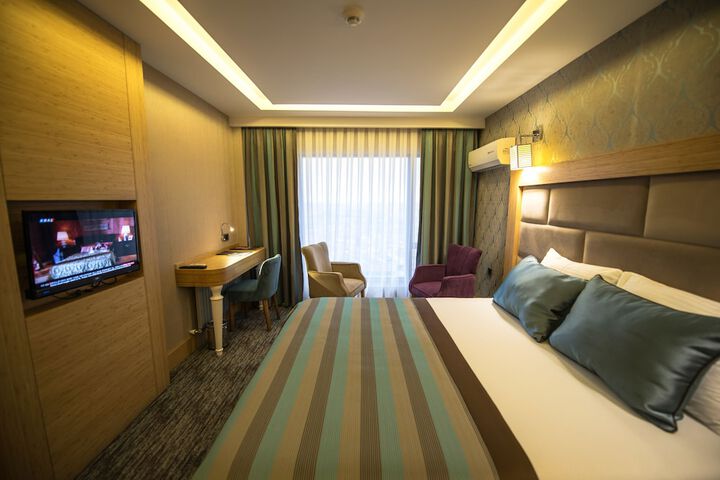 Room 7 of 43