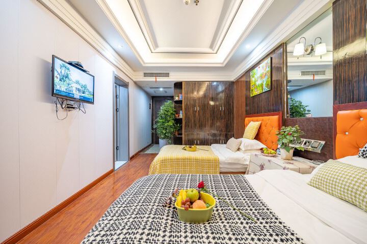 Xindongfang Hotel