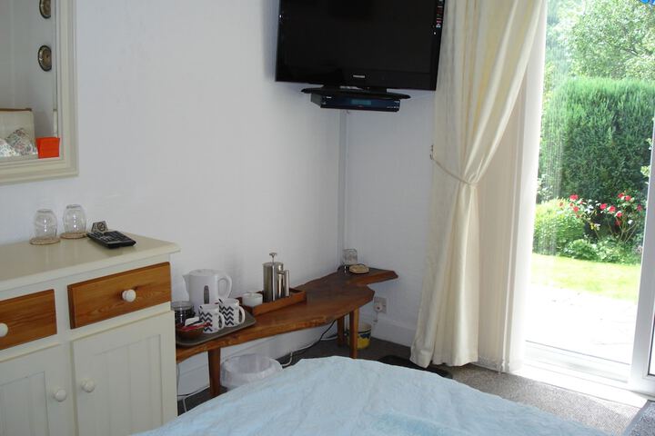 Room 12 of 12