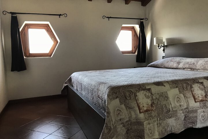 Room 17 of 79